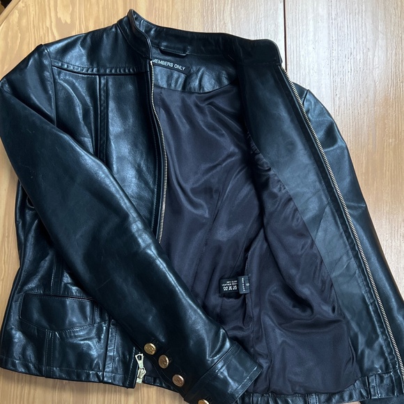 Fabulous Leather Biker Jacket! - Picture 3 of 3